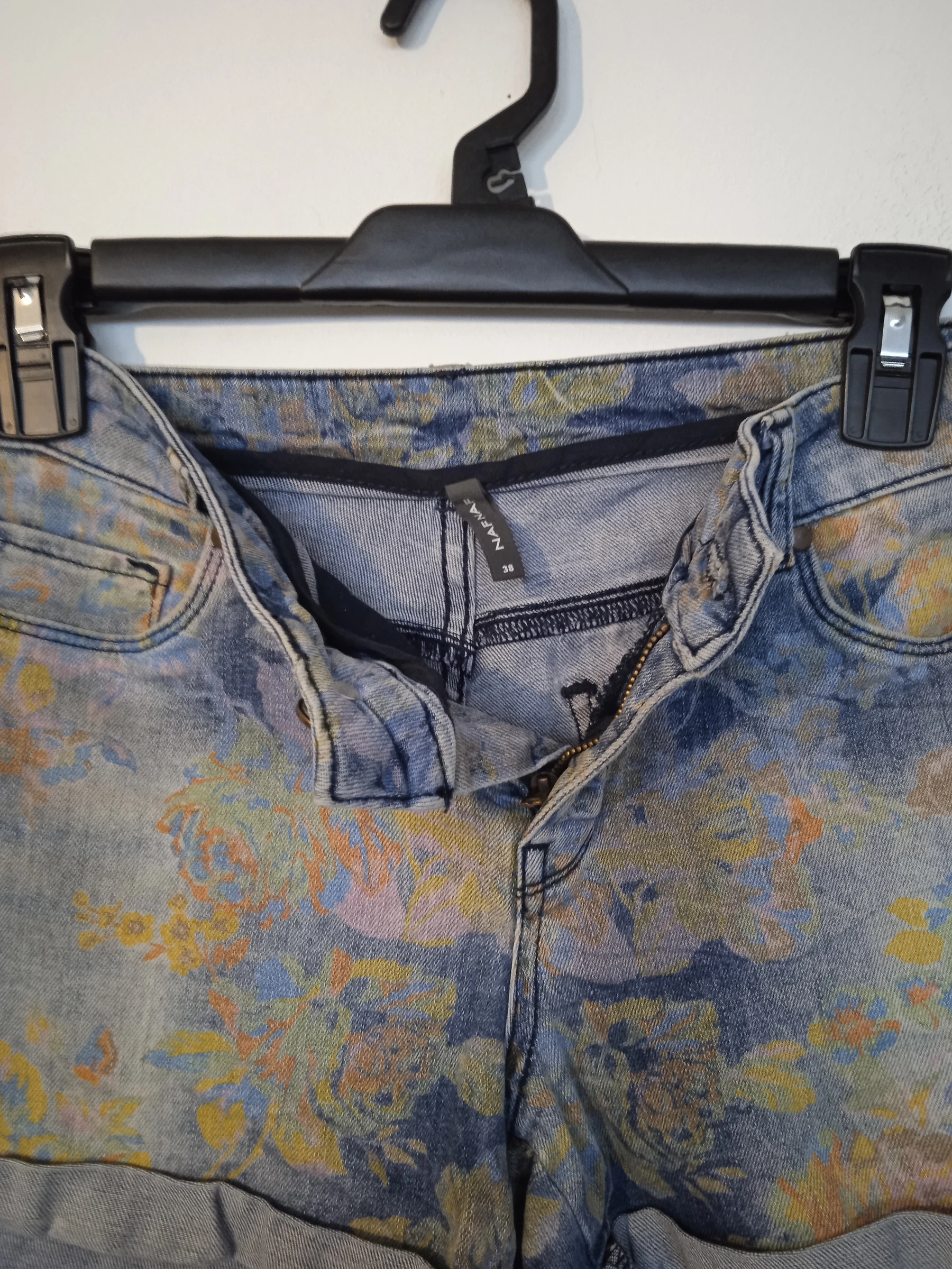 Short de jeans con motivos de aspecto pintado NAF NAF talla 38 – photo 2